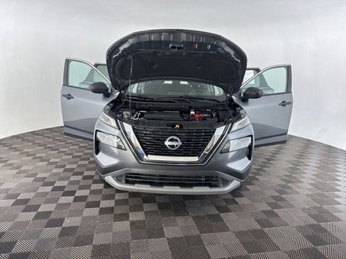 Used 2023 Nissan Rogue S image 11