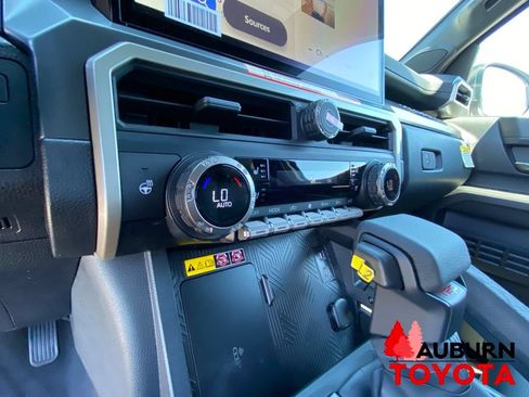 New 2026 Toyota Tacoma TRD Off-Road AWD/4WD image 40
