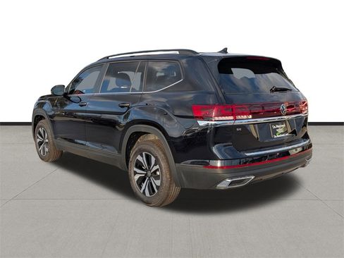 New 2026 Volkswagen Atlas SE image 7