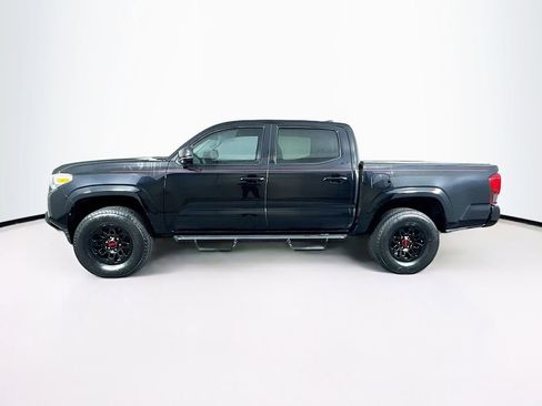 Used 2022 Toyota Tacoma SR image 6