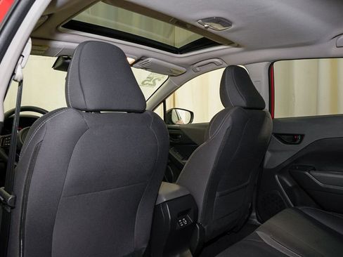 Used 2025 Subaru Crosstrek 2.0i Premium AWD/4WD image 9