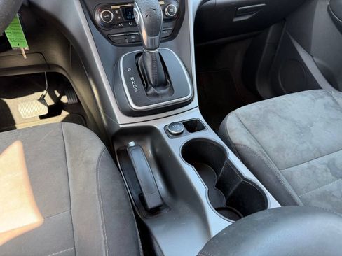 Used 2013 Ford Escape SE FWD image 16
