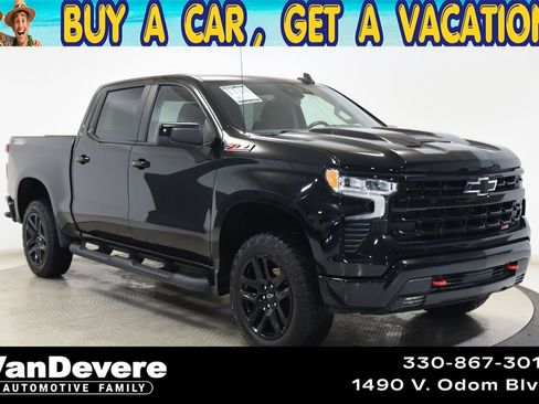 Used 2023 Chevrolet Silverado 1500 LT Trail Boss w/ Protection Package AWD/4WD image 1