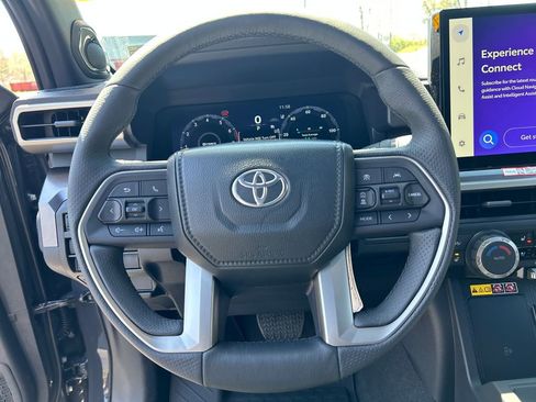 New 2026 Toyota 4Runner TRD Off-Road Premium AWD/4WD image 22