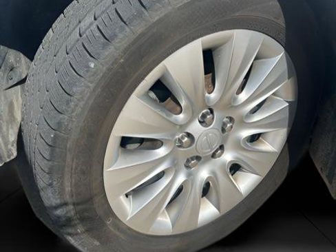 Used 2013 Chrysler 200 LX FWD image 27