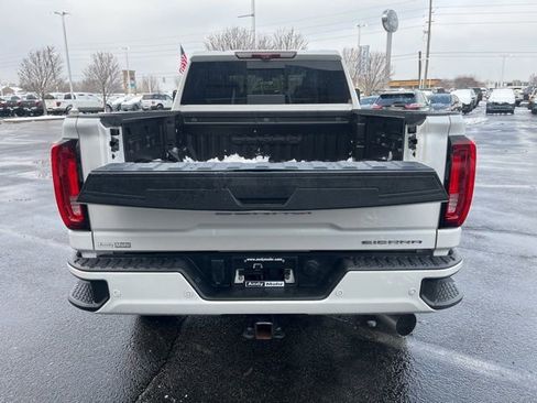 Used 2023 GMC Sierra 2500 Denali w/ Denali Ultimate Package image 8