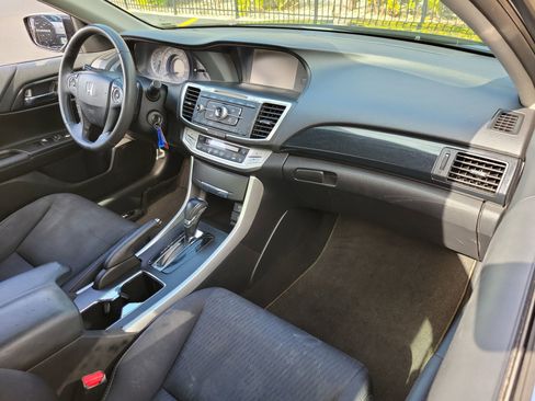 Used 2014 Honda Accord Sport image 12