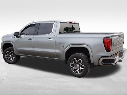 Used 2025 GMC Sierra 1500 SLT w/ SLT Premium Plus Package AWD/4WD image 8