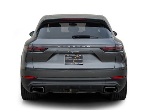 Used 2020 Porsche Cayenne image 9