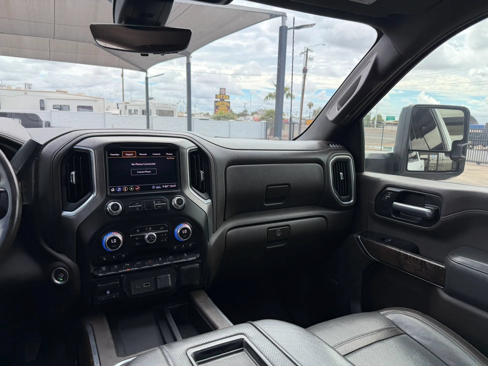 Used 2020 GMC Sierra 2500 Denali w/ Denali Ultimate Package AWD/4WD image 29