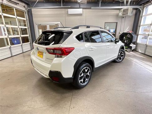 Used 2020 Subaru Crosstrek 2.0i image 4