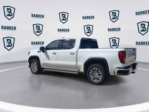 Used 2023 GMC Sierra 1500 Denali w/ Technology Package AWD/4WD image 7