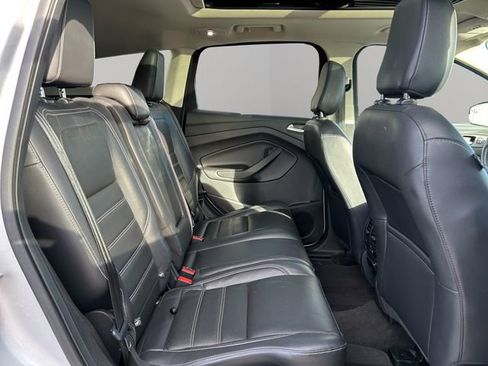 Used 2018 Ford Escape Titanium image 23