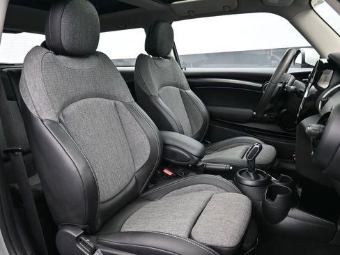 Used 2023 MINI Cooper S w/ Signature Upholstery Package image 24