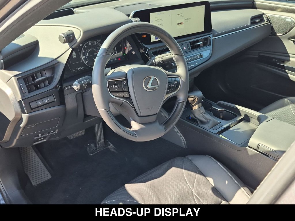 Used 2025 Lexus ES 350 Ultra Luxury w/ Accessory Package (Z2) FWD image 2