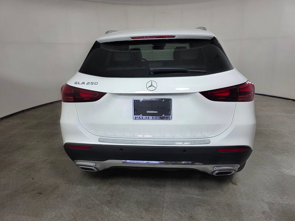 New 2026 Mercedes-Benz GLA 250 image 5