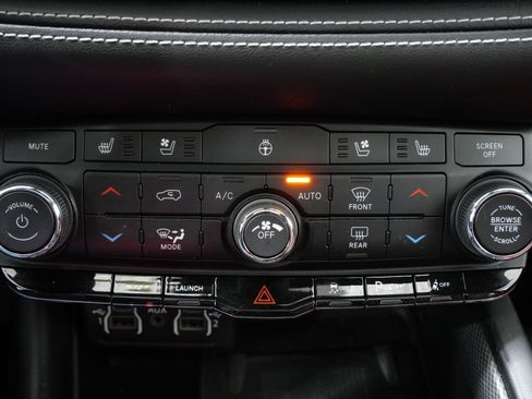 Used 2022 Dodge Durango SRT w/ Technology Group AWD/4WD image 20