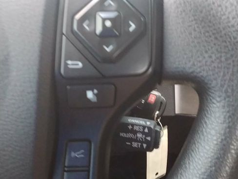 Used 2019 Toyota Tacoma SR5 image 14