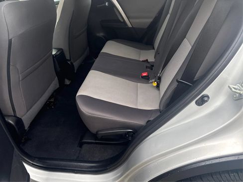 Used 2014 Toyota RAV4 XLE AWD/4WD image 11