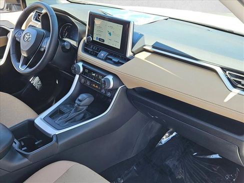 Used 2025 Toyota RAV4 XLE w/ Convenience Package FWD image 29