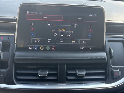 Used 2021 Chevrolet Tahoe Z71 w/ Z71 Signature Package image 21