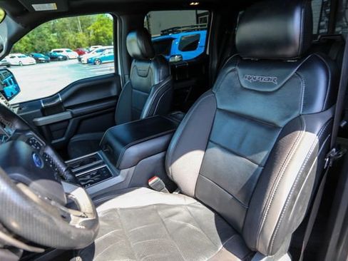 Used 2019 Ford F150 Raptor w/ Equipment Group 802A Luxury AWD/4WD image 3