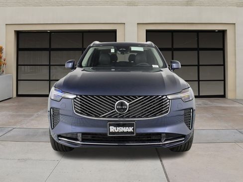 New 2025 Volvo XC90 B6 Ultra image 2