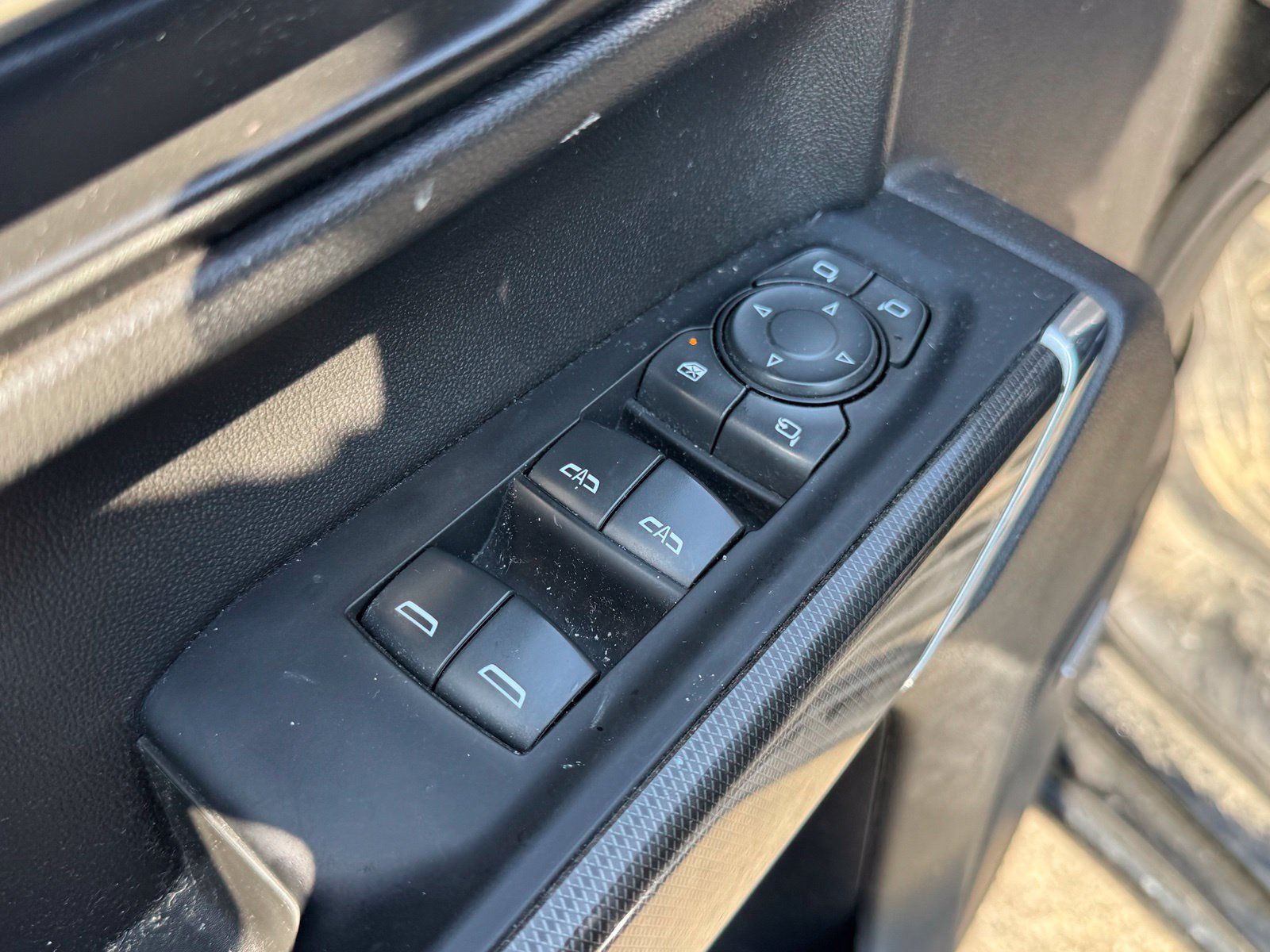 Used 2022 GMC Sierra 1500 AT4 w/ AT4 Preferred Package AWD/4WD image 13