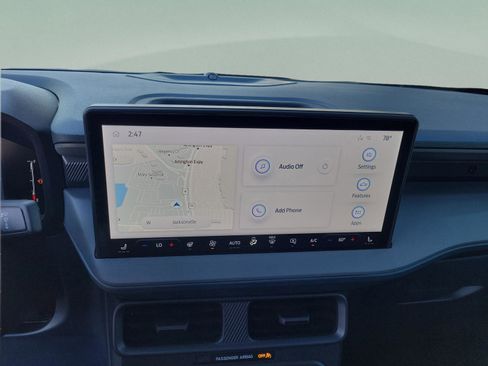 New 2025 Ford Maverick Lariat w/ Black Appearance Package image 16