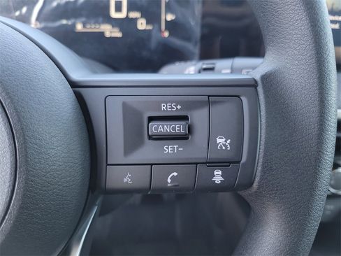 New 2026 Nissan Kicks S image 8