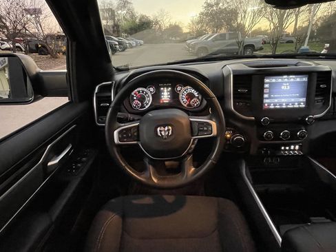 Used 2021 RAM 1500 Lone Star image 11