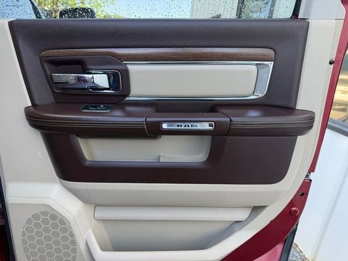 Used 2013 RAM 1500 Laramie w/ Convenience Group AWD/4WD image 17