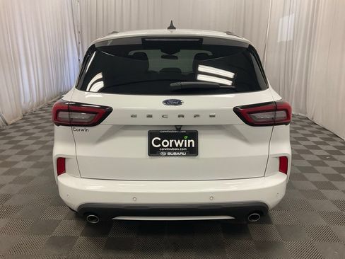 Used 2023 Ford Escape ST-Line w/ Tech Pack #1 FWD image 5