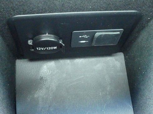 Used 2014 Lexus LS 460 w/ Comfort Package RWD image 33
