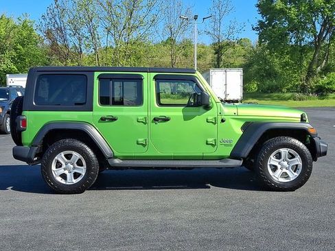 Used 2018 Jeep Wrangler Unlimited Sport S AWD/4WD image 10
