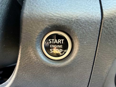 Used 2023 Nissan Frontier PRO-4X w/ Pro Convenience Package image 17