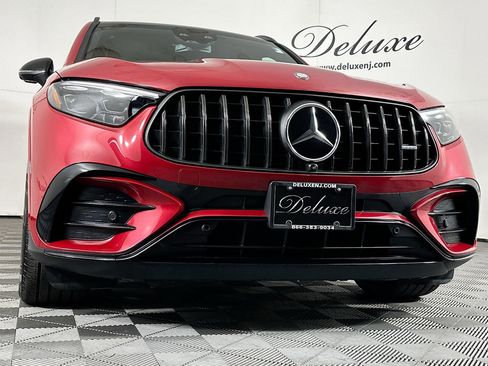 Used 2025 Mercedes-Benz GLC 43 AMG 4MATIC w/ Driver Assistance Package image 29