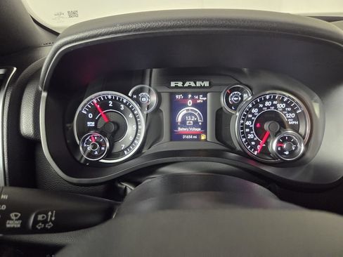 Used 2024 RAM 1500 Big Horn AWD/4WD image 16