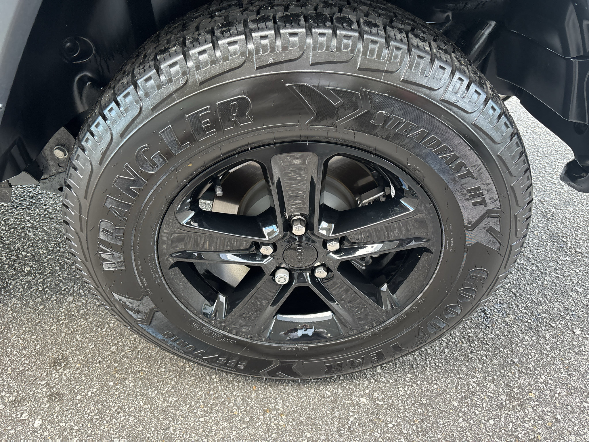 Used 2023 Jeep Wrangler Unlimited Sport AWD/4WD image 28