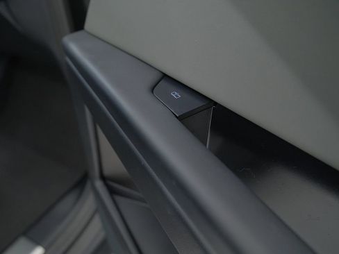 Used 2024 Tesla Cybertruck AWD Crew Cab image 51