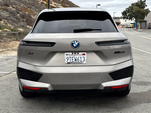 Used 2025 BMW iX M60 image 8