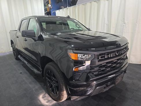 Used 2024 Chevrolet Silverado 1500 Custom AWD/4WD image 3