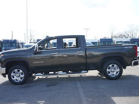 Used 2022 Chevrolet Silverado 2500 LTZ AWD/4WD image 6