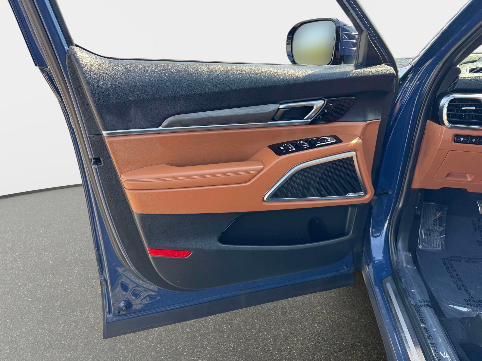 Used 2024 Kia Telluride SX X-Line AWD/4WD image 21