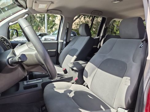 Used 2012 Nissan Xterra X image 21