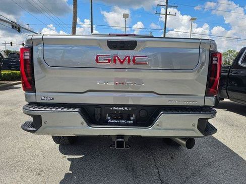 New 2026 GMC Sierra 2500 Denali w/ Denali Reserve Package AWD/4WD image 4