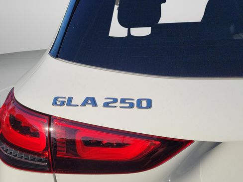 Used 2023 Mercedes-Benz GLA 250 image 23