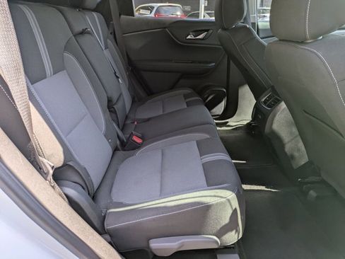 Used 2025 Chevrolet Blazer LT image 30