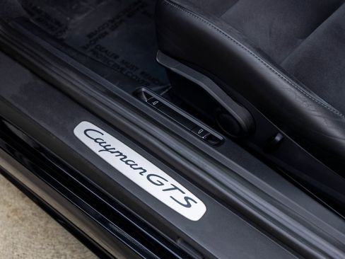 Certified 2018 Porsche 718 Cayman GTS image 25