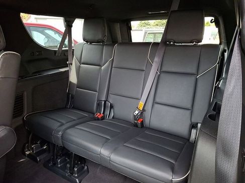 Used 2023 Cadillac Escalade ESV Premium Luxury AWD/4WD image 13